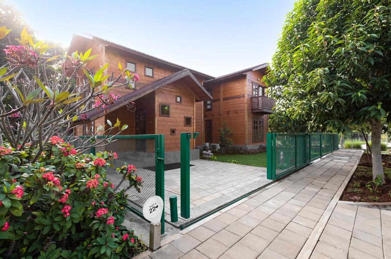 The Pine Loft Villa Bangalore Dış mekan fotoğraf